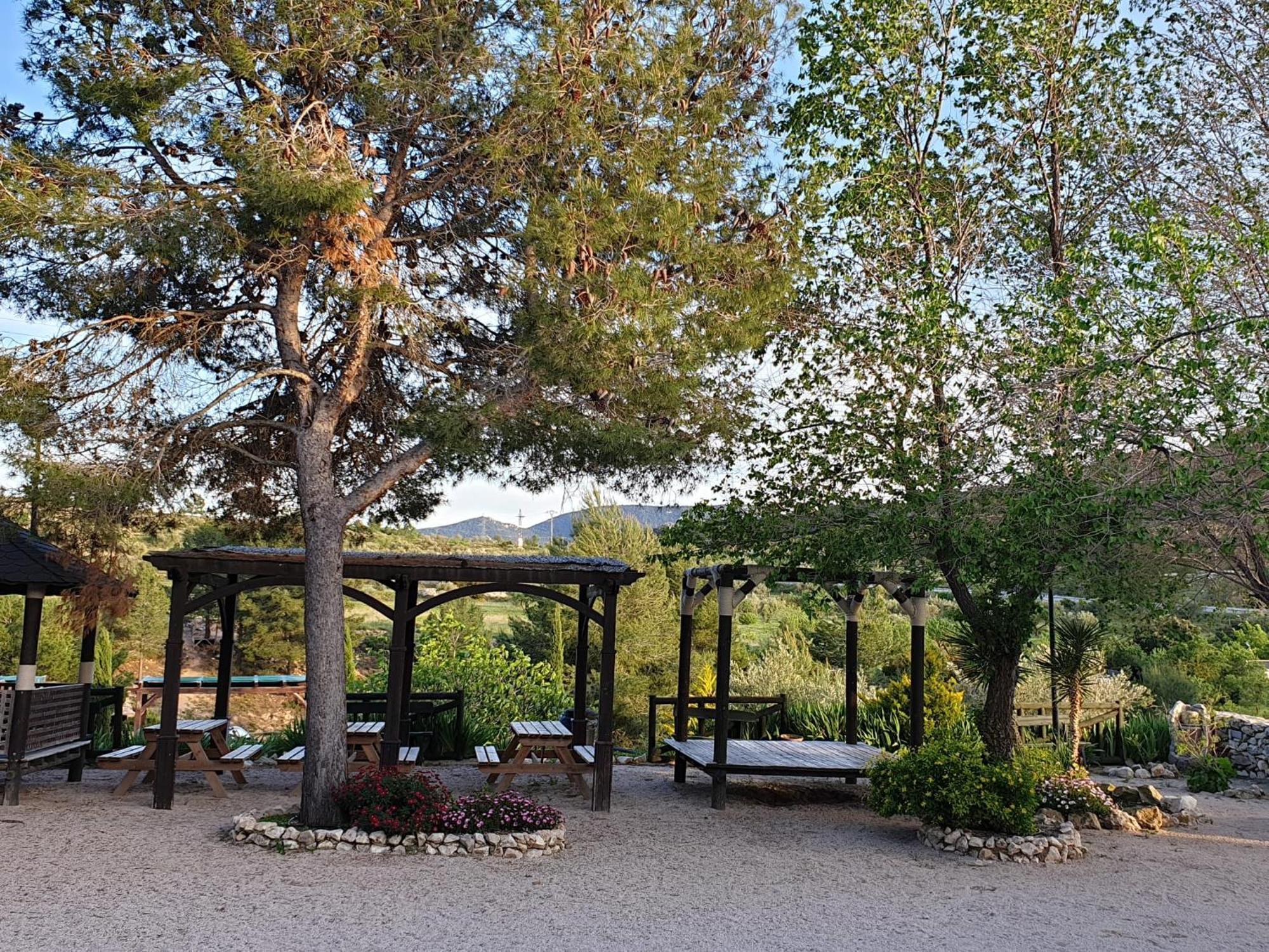 Complejo Rural Las Lomas De ביאר מראה חיצוני תמונה